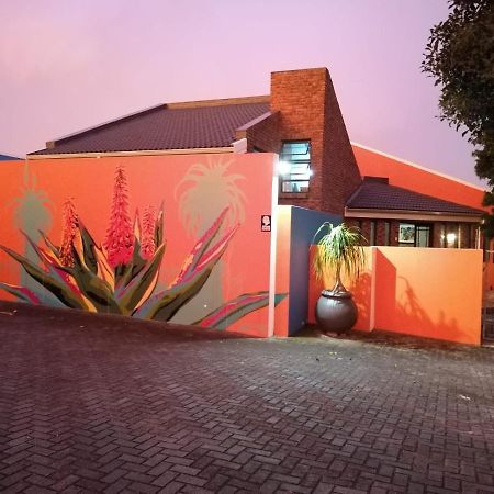 Studio 7 On Risa Port Elizabeth Exterior foto