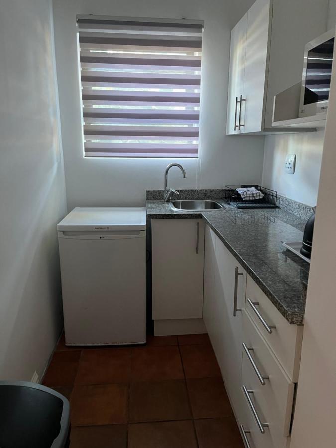 Studio 7 On Risa Port Elizabeth Exterior foto